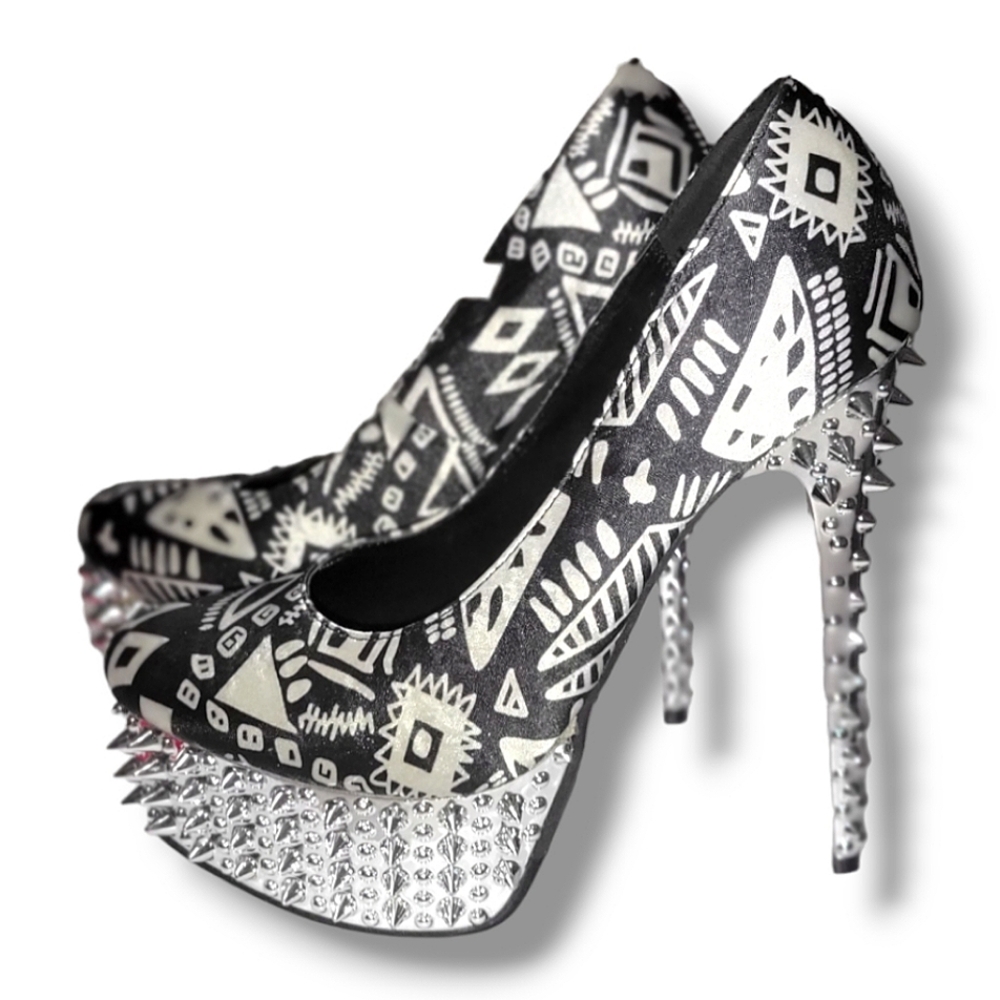 Black & white satin stilleto pumps size 10